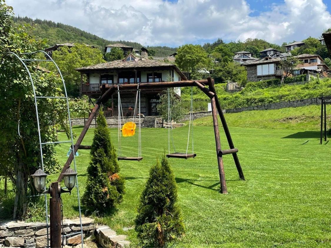 Leshten Guest Homes エクステリア 写真