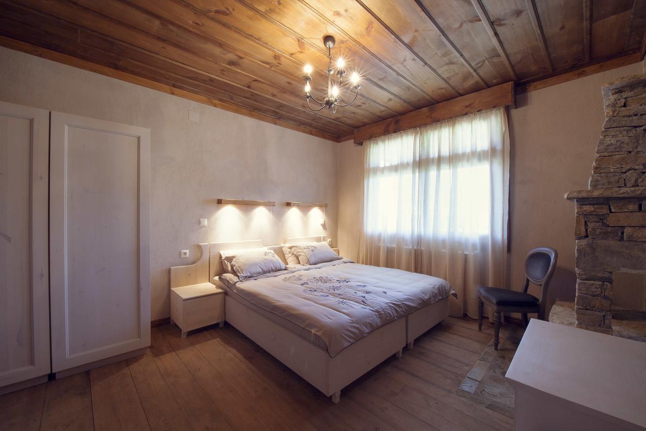 Leshten Guest Homes エクステリア 写真